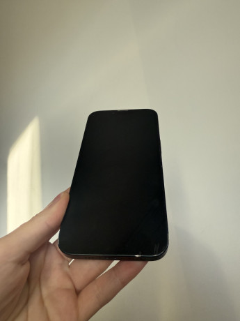 iphone-13-big-0